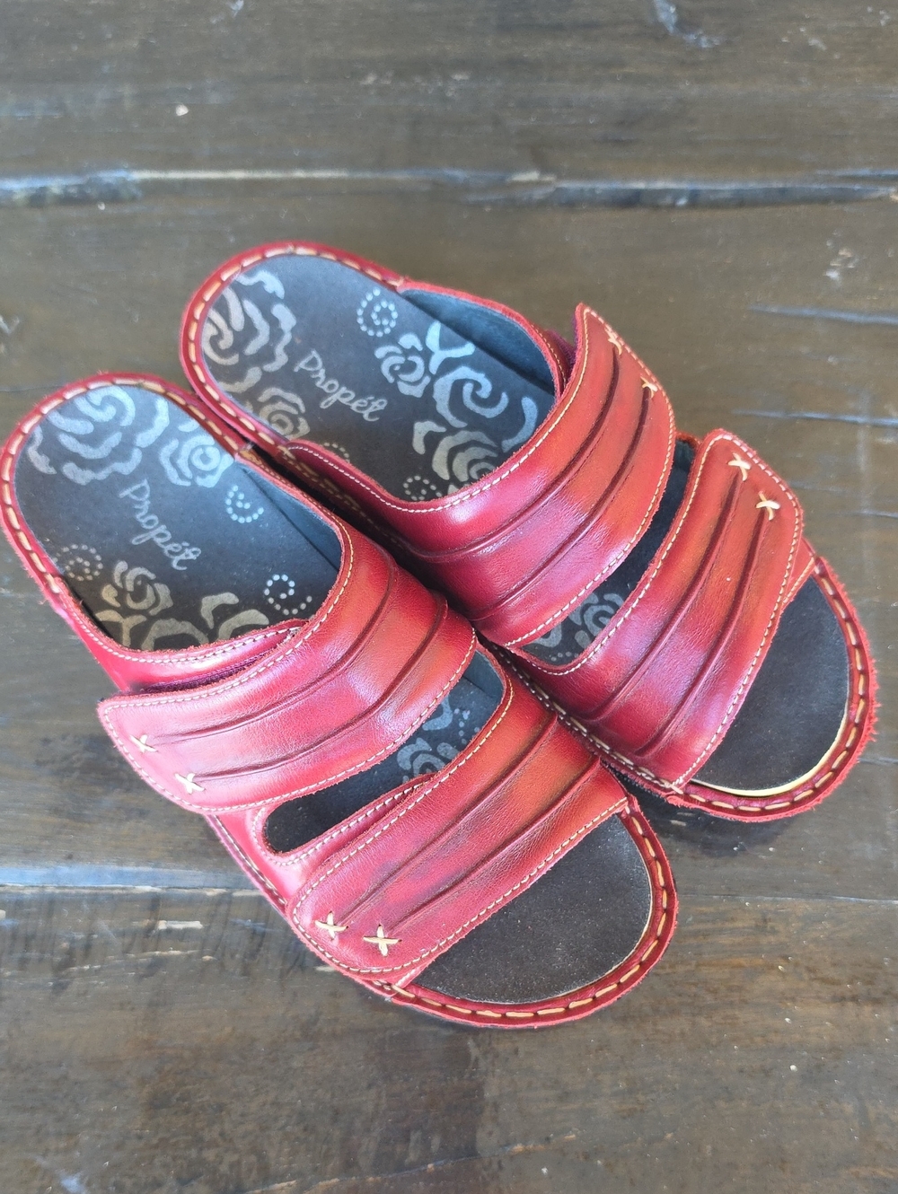 (7W) Propet Red Leather Slide Sandals for Women Orthotics Comfy Summer Vacation